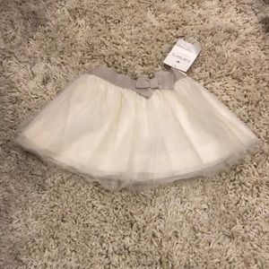 Carter’s 2T sparkle Ivory Skirt